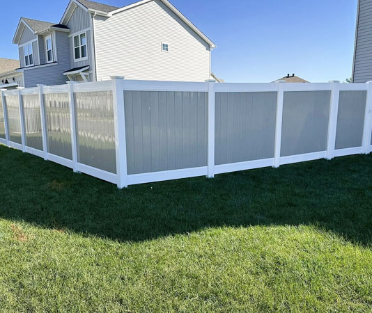 Evansville Vinyl Fence Company